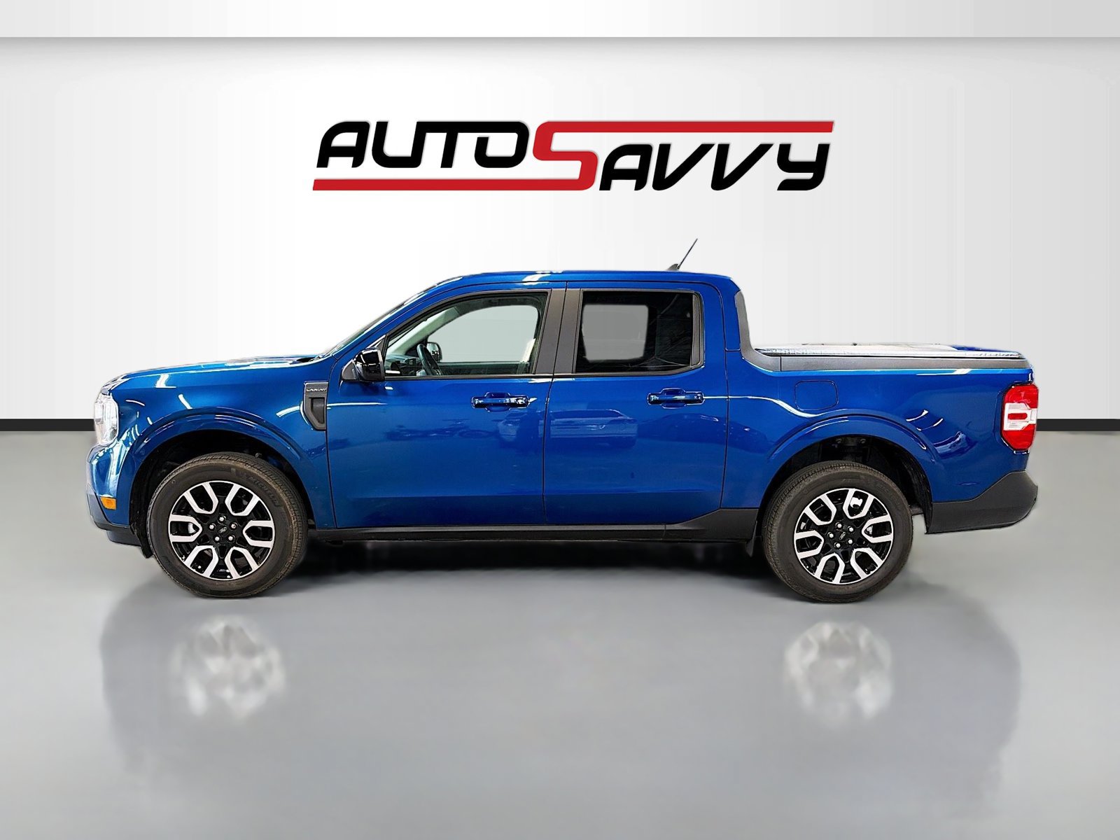 Used 2024 Ford Maverick Lariat w/ 4K Tow Package AWD/4WD image 4