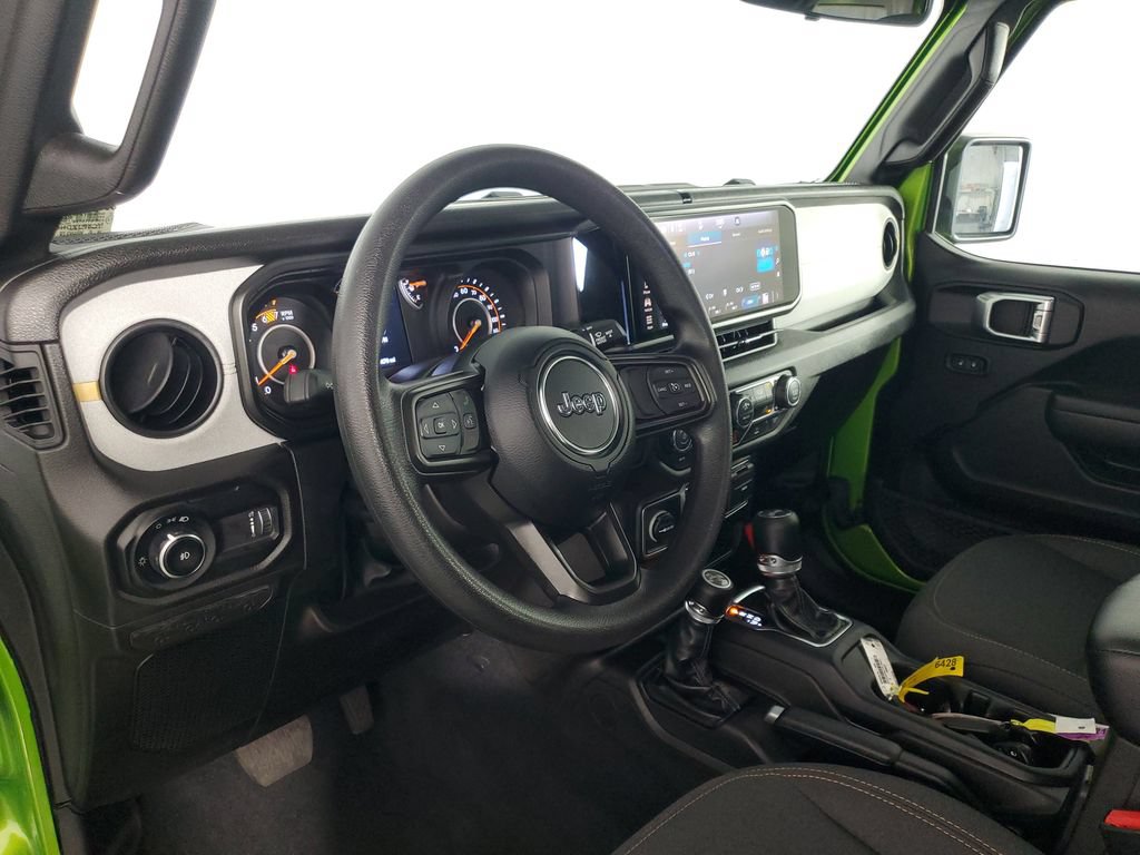Used 2026 Jeep Wrangler Unlimited Sport AWD/4WD image 11