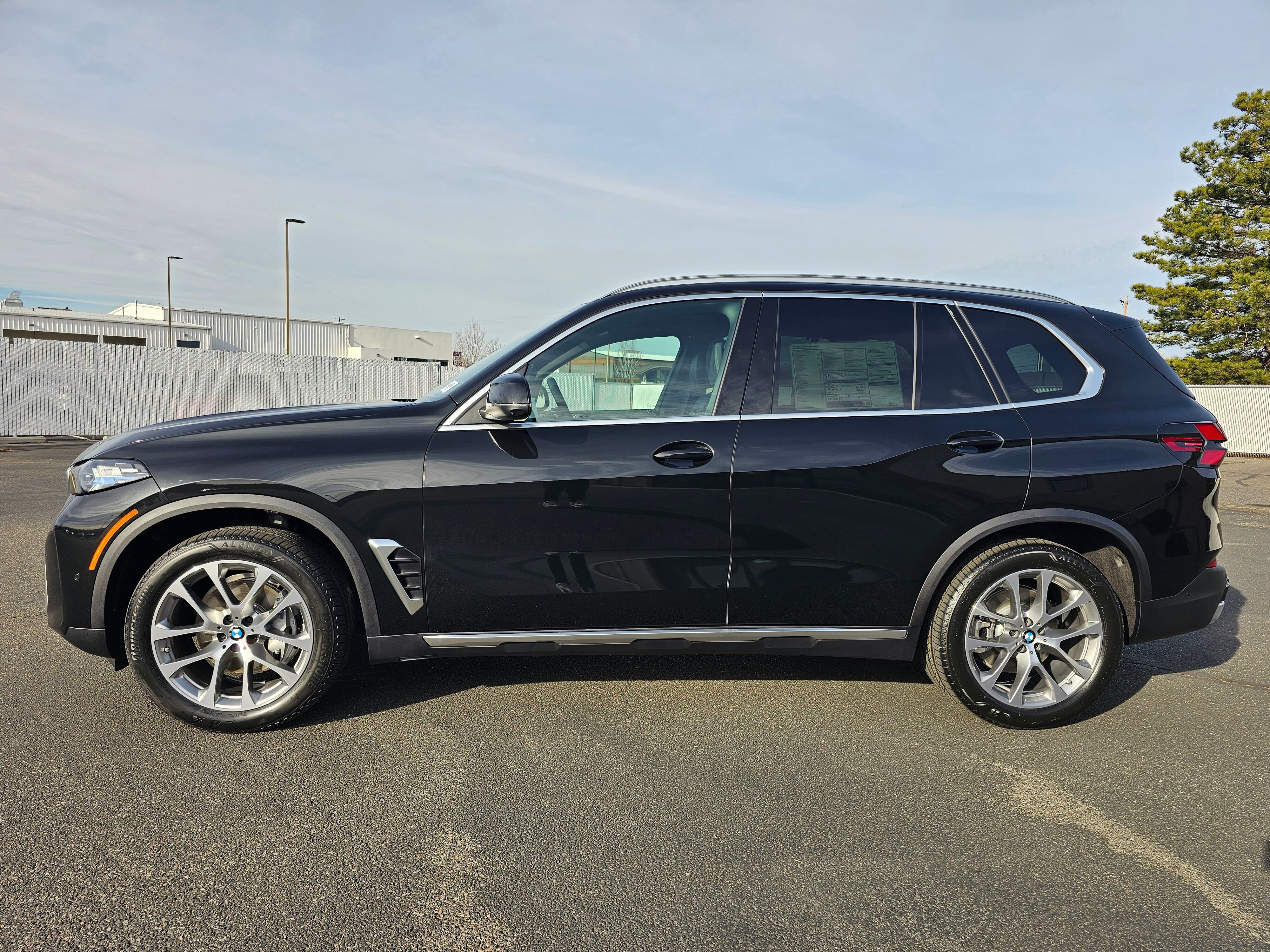 New 2026 BMW X5 xDrive40i w/ Executive Package image 36