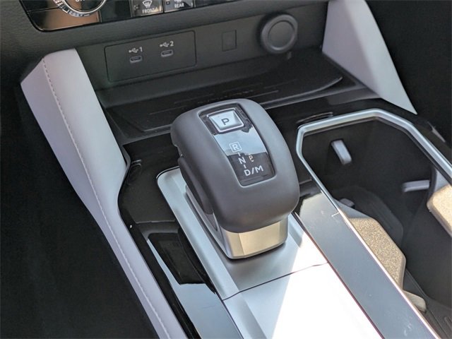 New 2025 Mitsubishi Outlander SE image 24