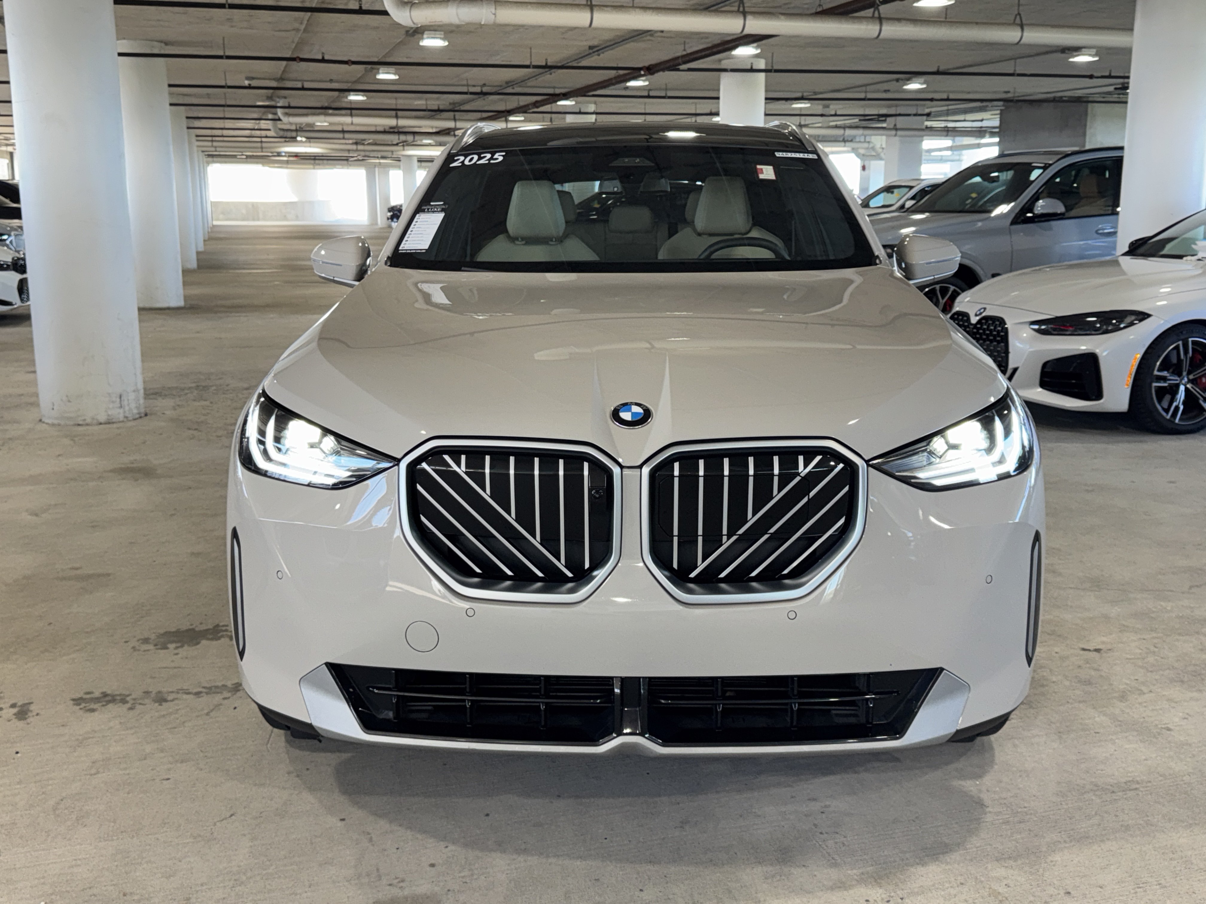 Certified 2025 BMW X3 xDrive30i w/ Premium Package AWD/4WD image 3