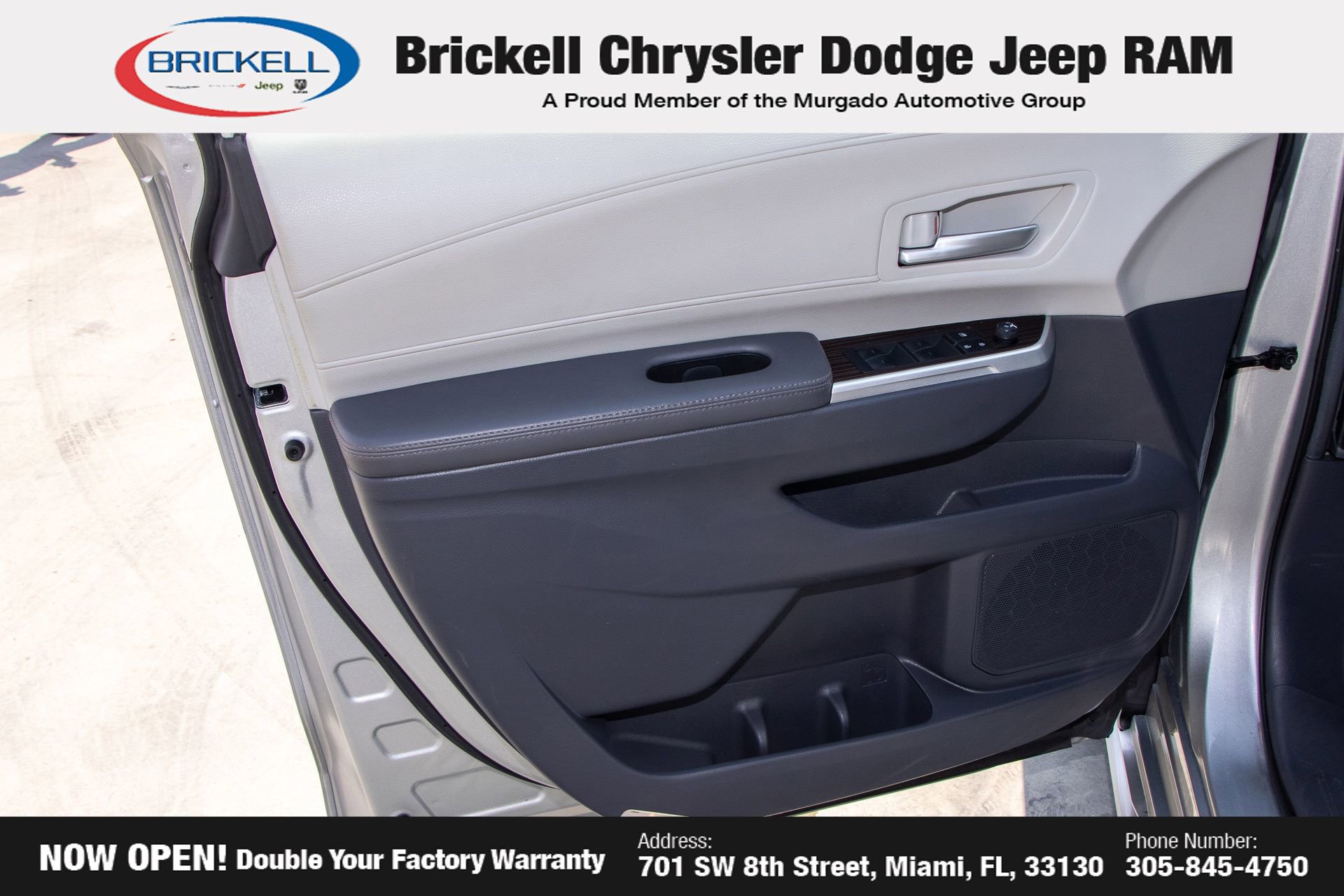 Used 2024 Toyota Sienna XLE FWD image 10