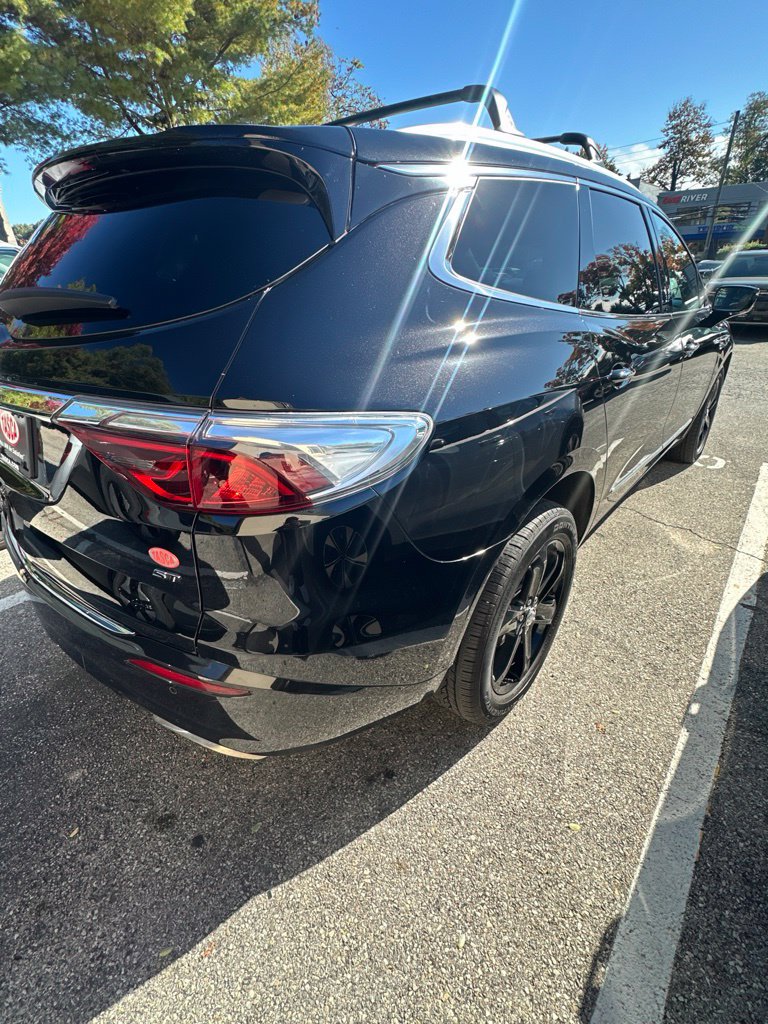 Used 2024 Buick Enclave Essence w/ Experience Buick Package AWD/4WD image 7