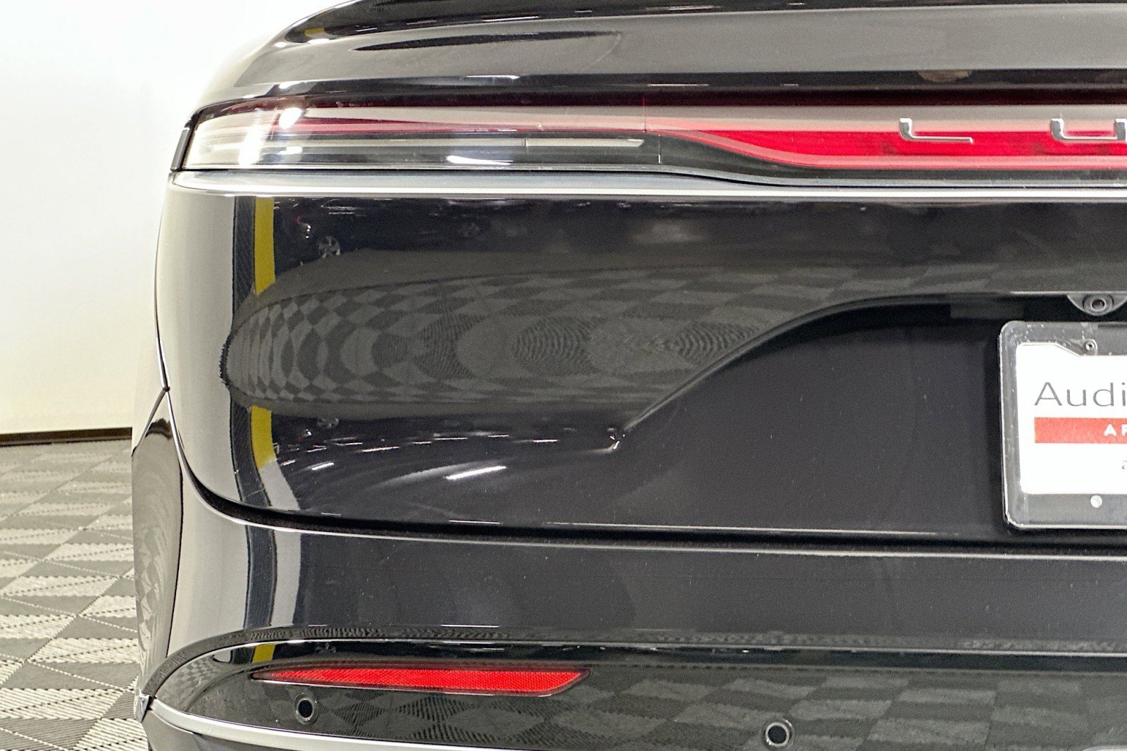 Used 2022 Lucid Air Grand Touring image 17