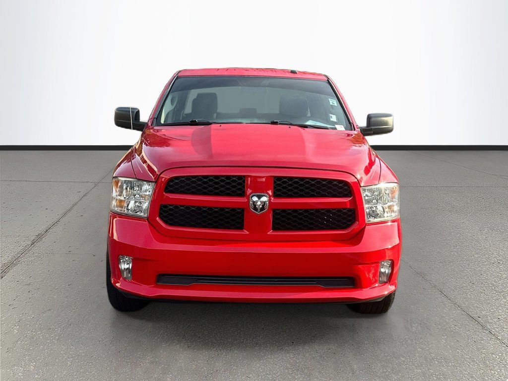 Used 2017 RAM 1500 Express RWD image 2