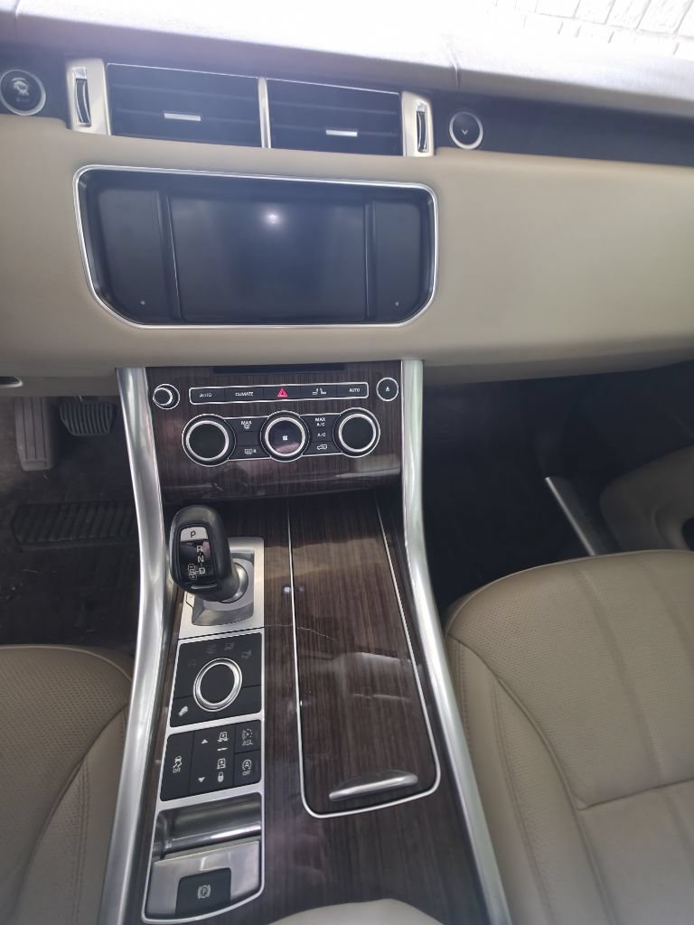 Used 2016 Land Rover Range Rover Sport HSE AWD/4WD image 12