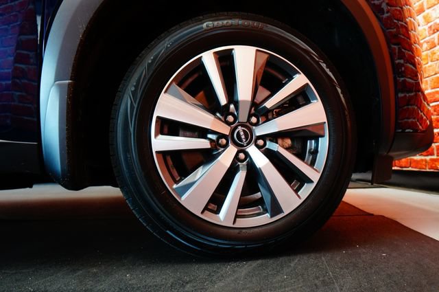 Certified 2024 Nissan Pathfinder SL AWD/4WD image 81