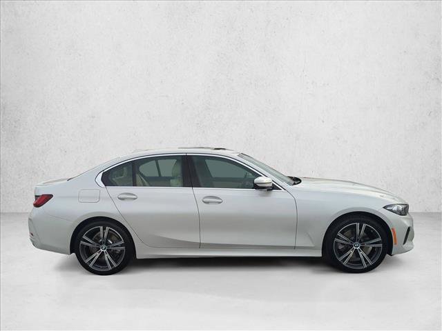 Used 2024 BMW 330i Sedan w/ Convenience Package RWD image 4