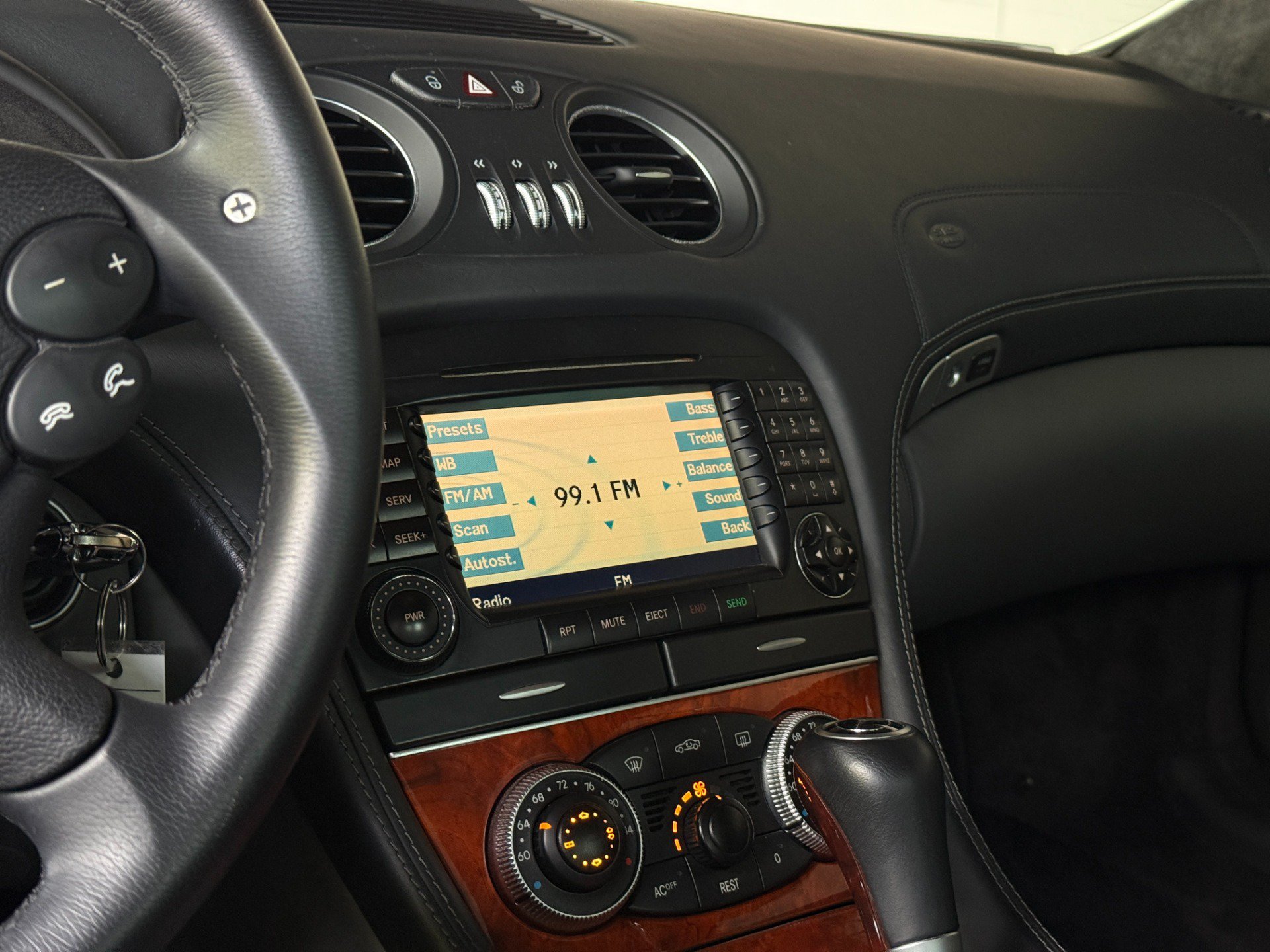 Used 2005 Mercedes-Benz SL 65 AMG image 31