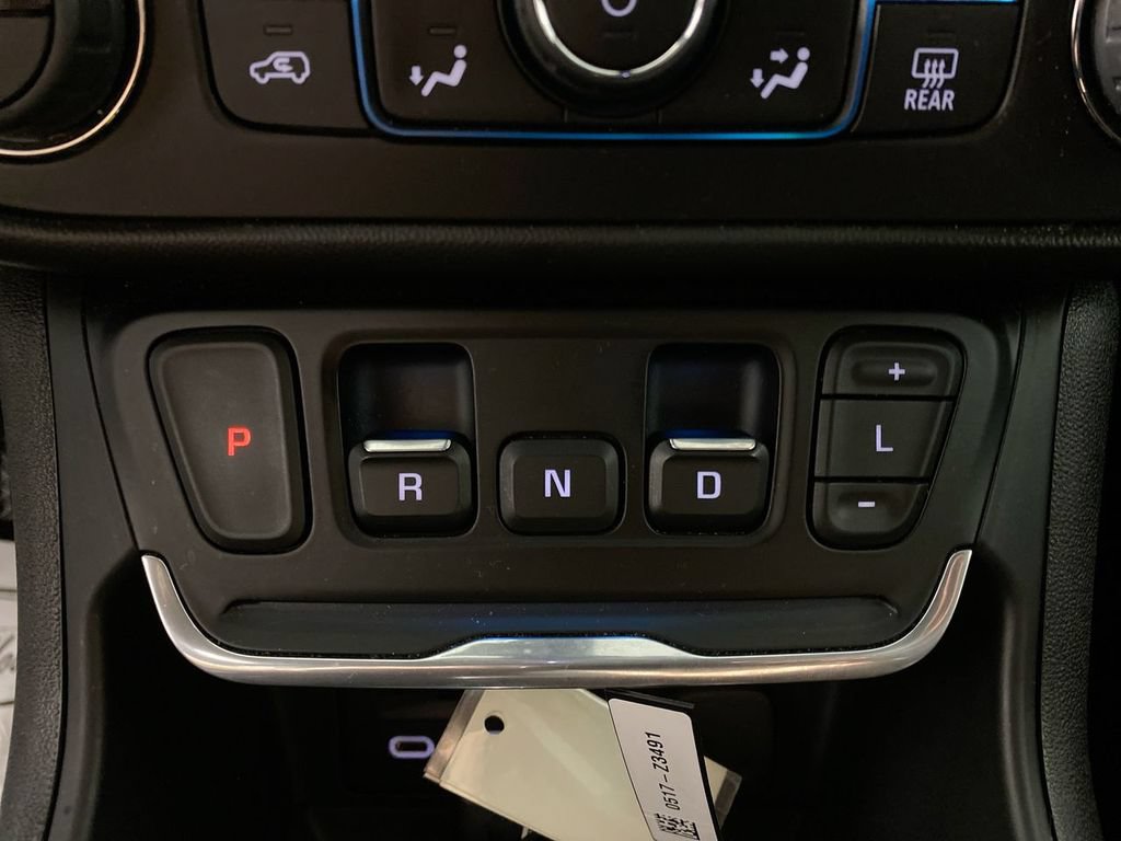 Certified 2020 GMC Terrain SLT w/ LPO, Floor Liner Package FWD image 19
