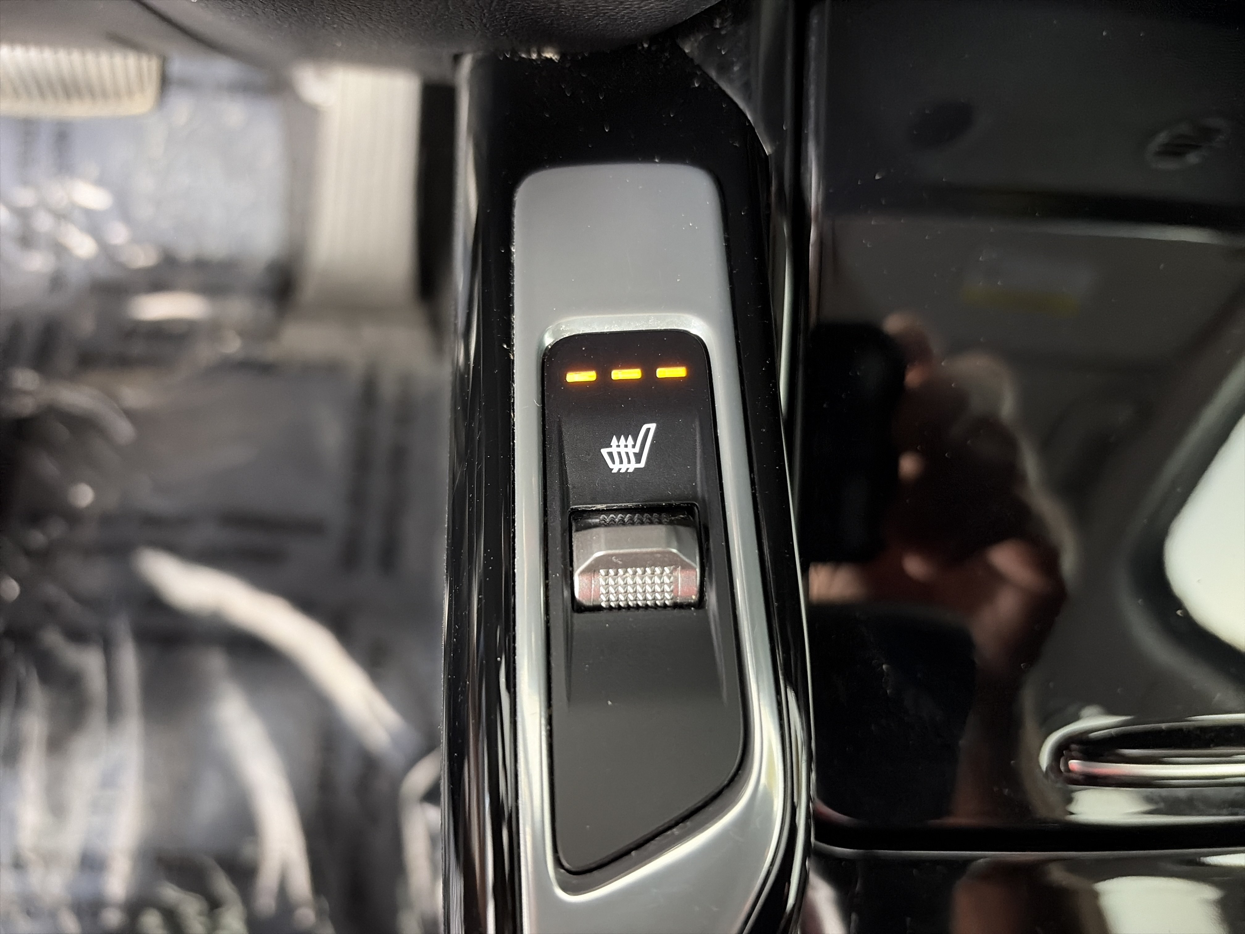 Certified 2023 Kia Sorento SX AWD/4WD image 30