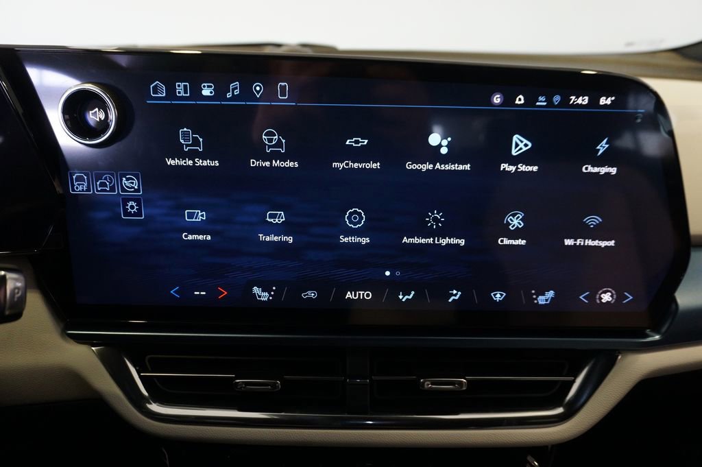 New 2026 Chevrolet Equinox EV LT image 13