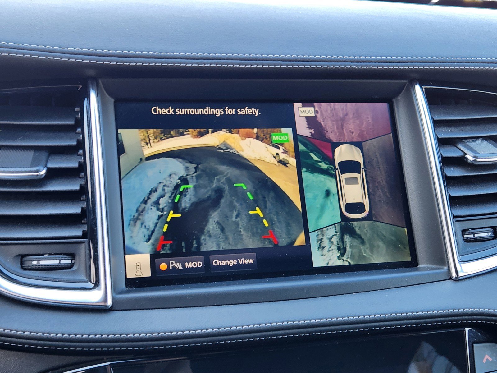 Used 2023 INFINITI QX55 Essential w/ Accent Package image 22