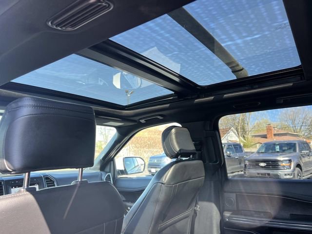 Used 2019 Ford Expedition Max Limited w/ Equipment Group 301A AWD/4WD image 16