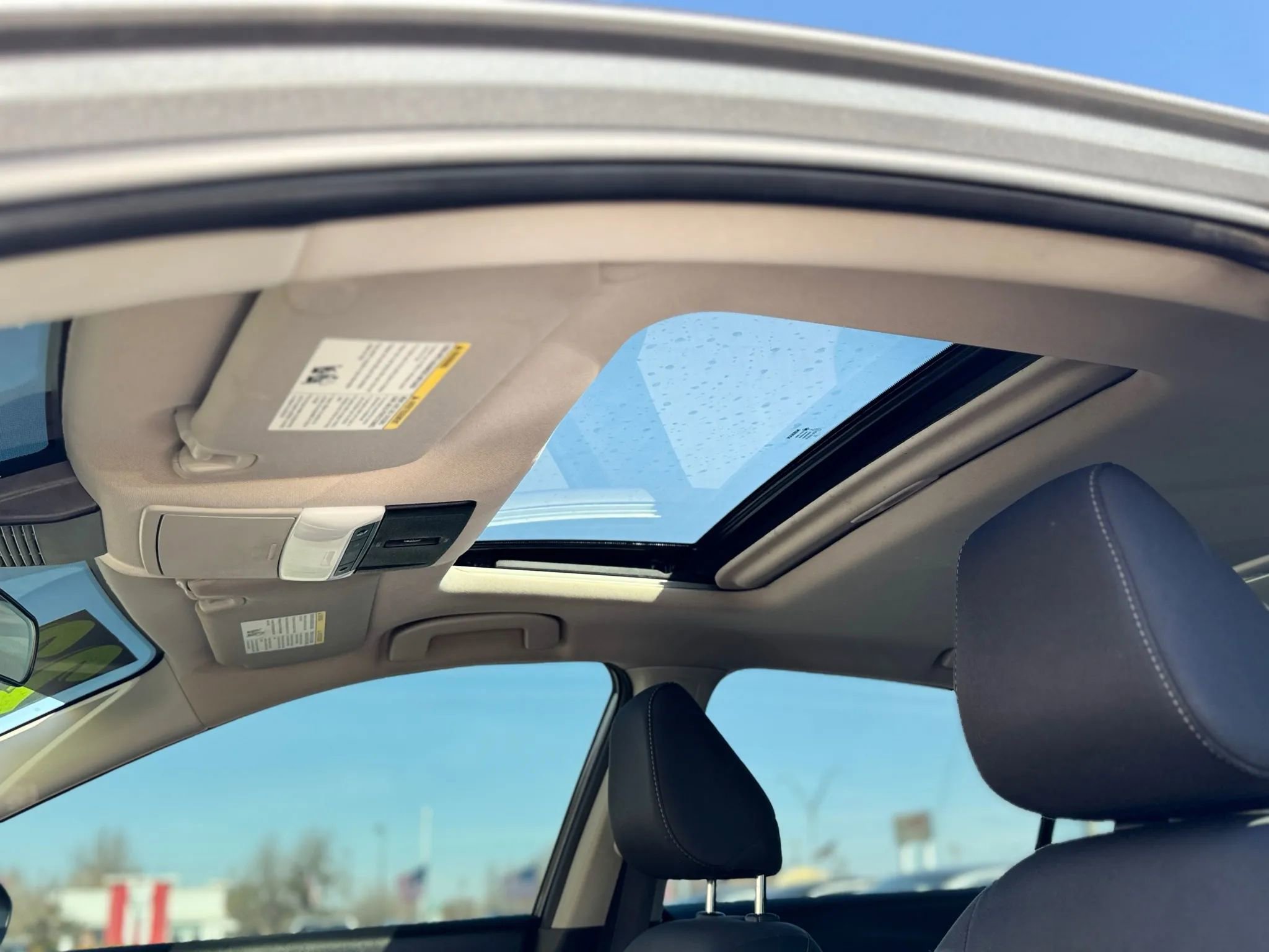 Used 2022 Nissan Altima 2.5 SV w/ SV Premium Package image 28