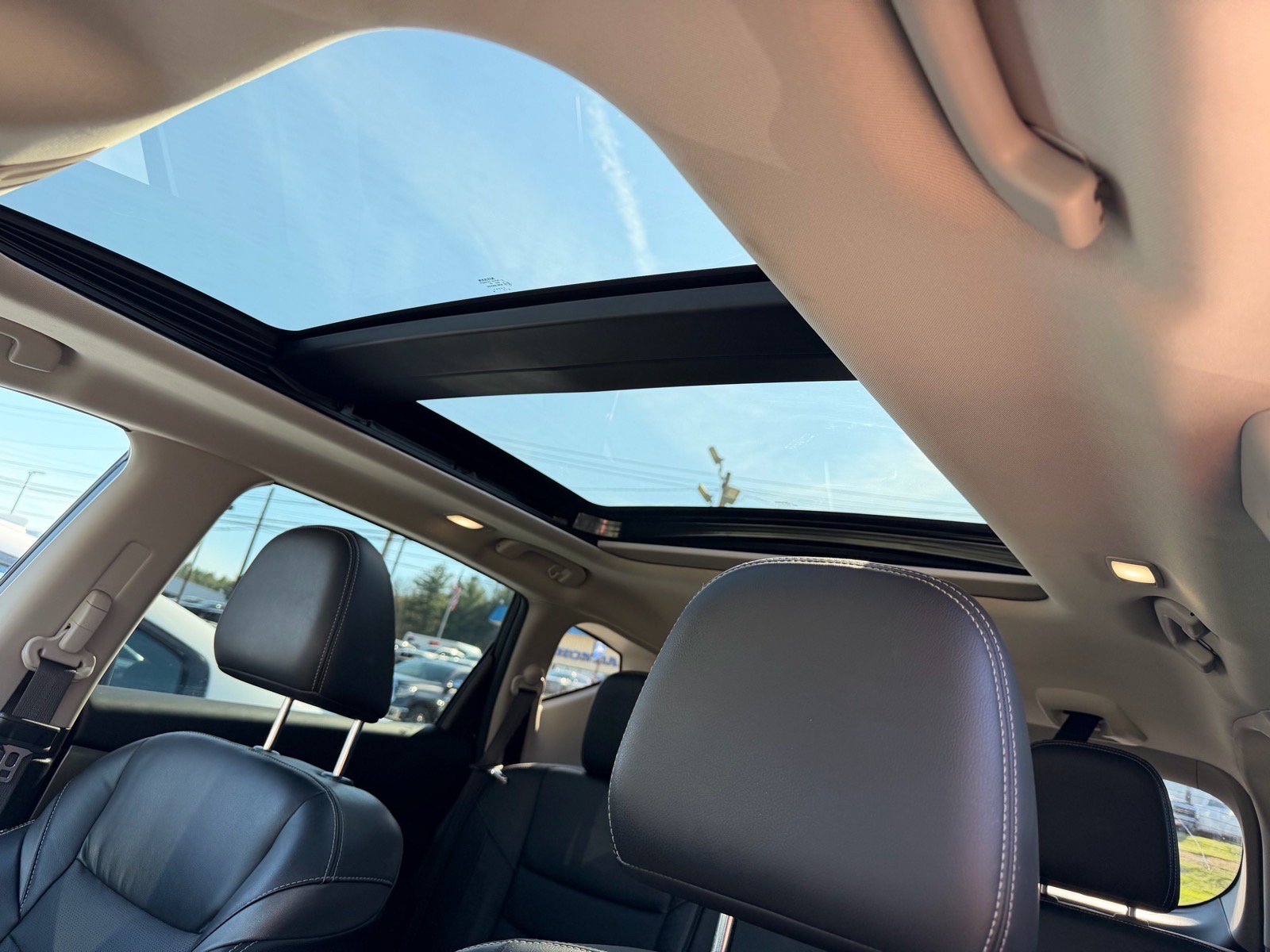 Used 2020 Nissan Murano SL w/ Moonroof Package AWD/4WD image 14