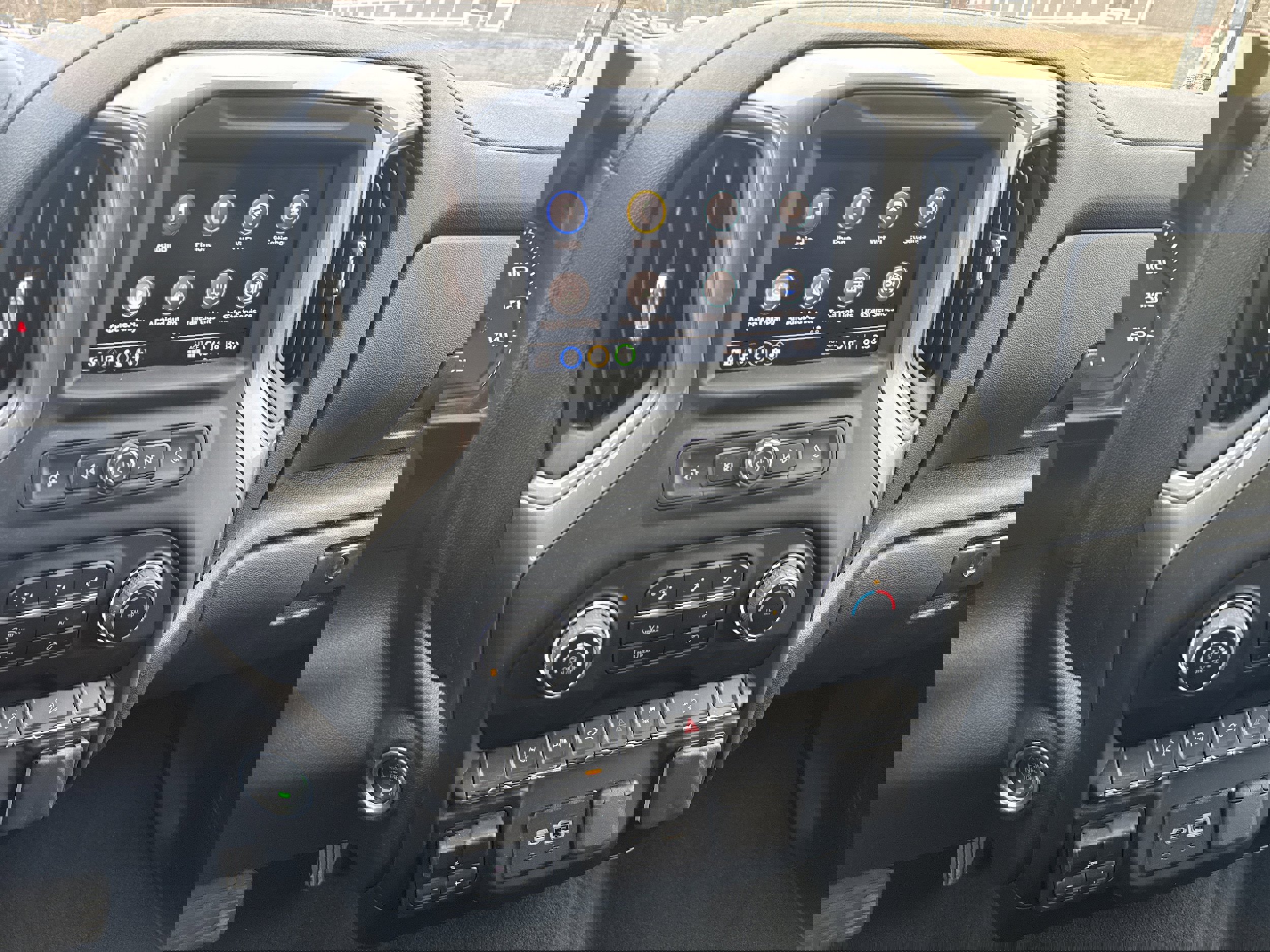 Used 2024 Chevrolet Silverado 2500 Custom w/ Custom Value Package image 18