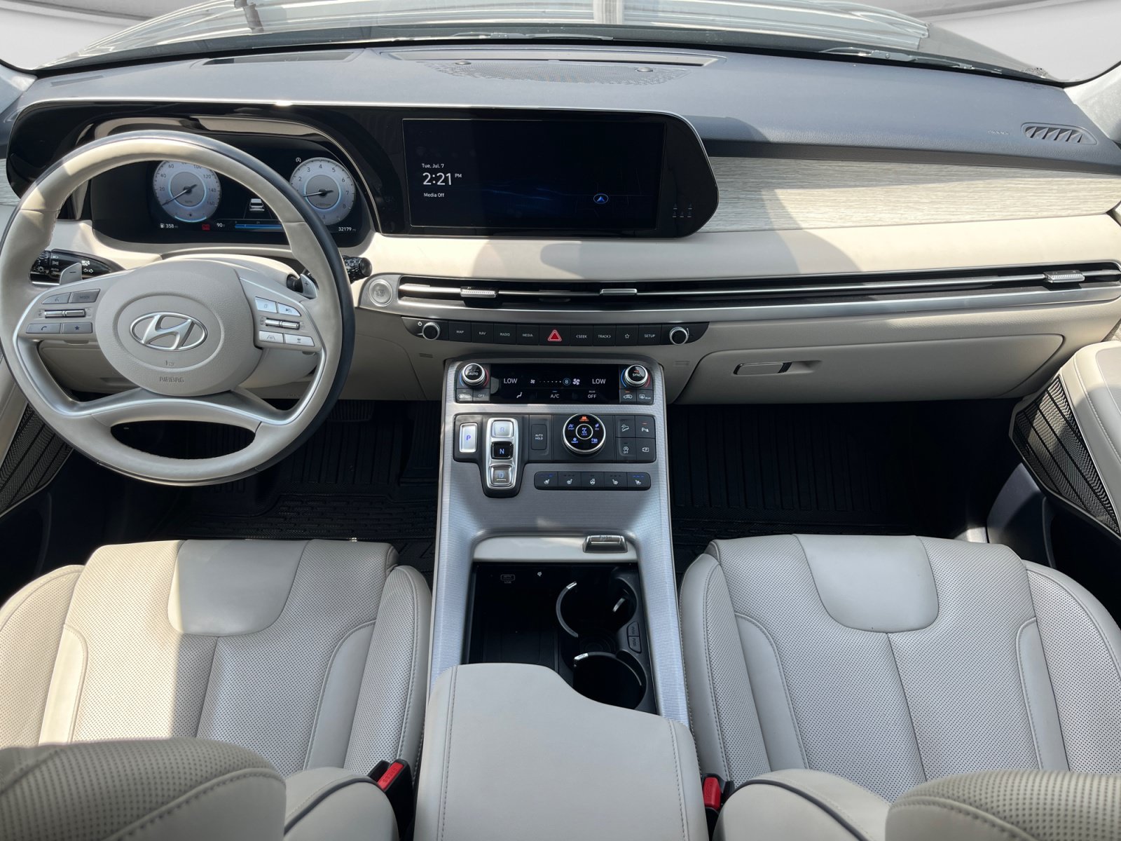 Used 2024 Hyundai Palisade Calligraphy AWD/4WD image 10