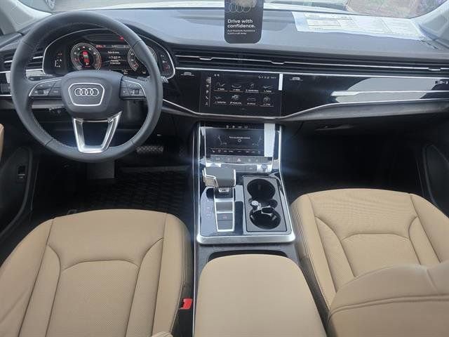 New 2025 Audi Q7 2.0T Premium Plus AWD/4WD image 11