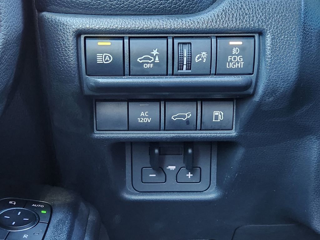 Used 2024 Toyota Land Cruiser image 21