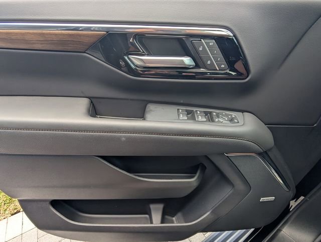 New 2026 Chevrolet Tahoe High Country image 18