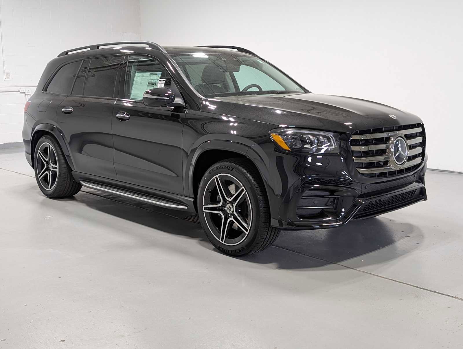 New 2026 Mercedes-Benz GLS 450 4MATIC image 5
