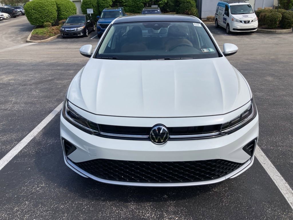 New 2026 Volkswagen Jetta SEL image 2