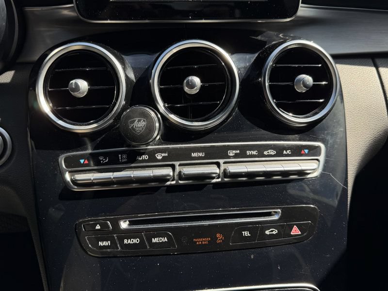 Used 2018 Mercedes-Benz C 300 Sedan image 17