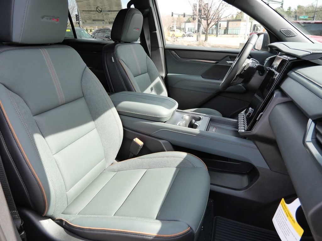 New 2026 GMC Acadia AT4 image 23