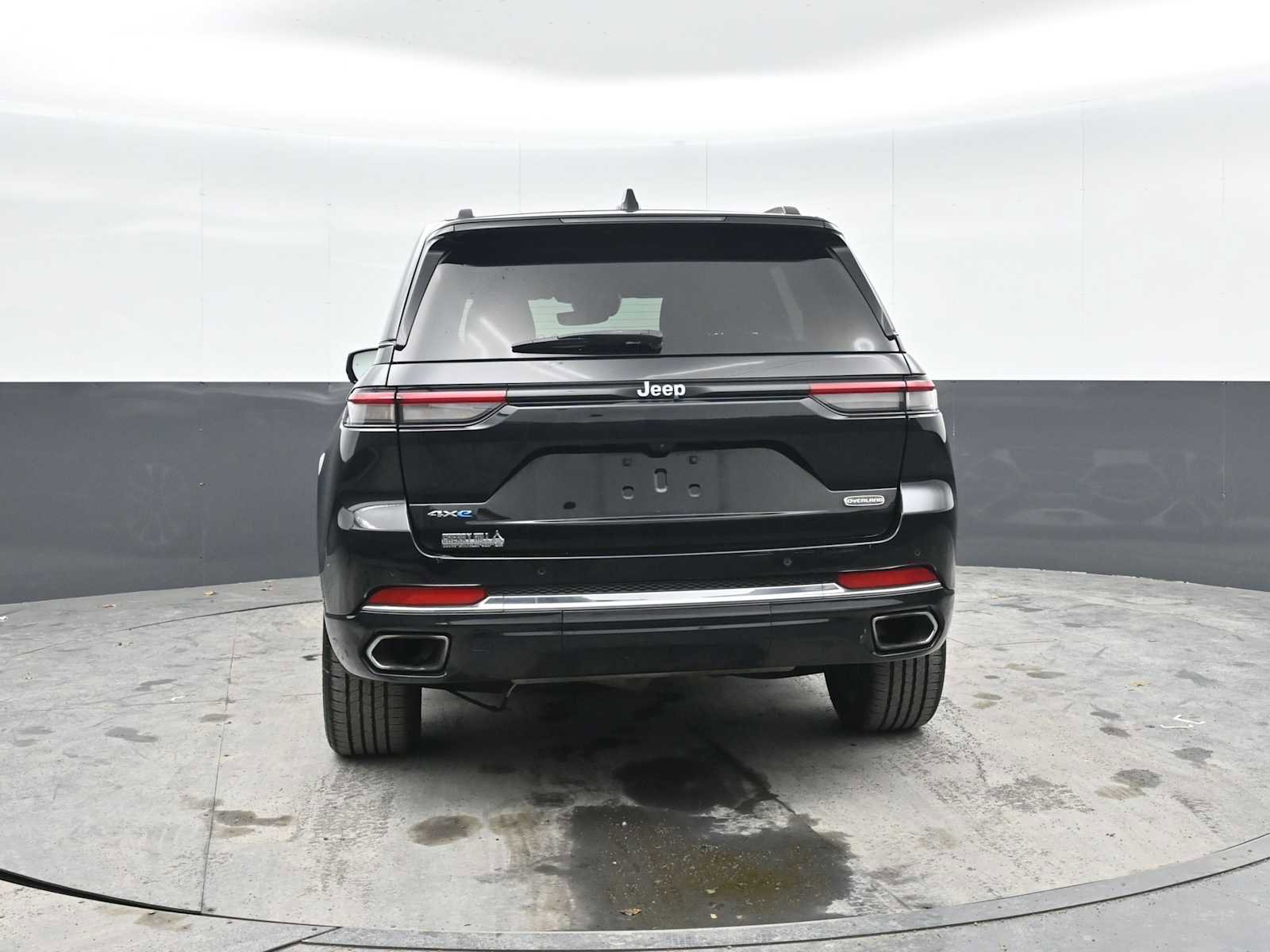 Used 2023 Jeep Grand Cherokee Overland image 9