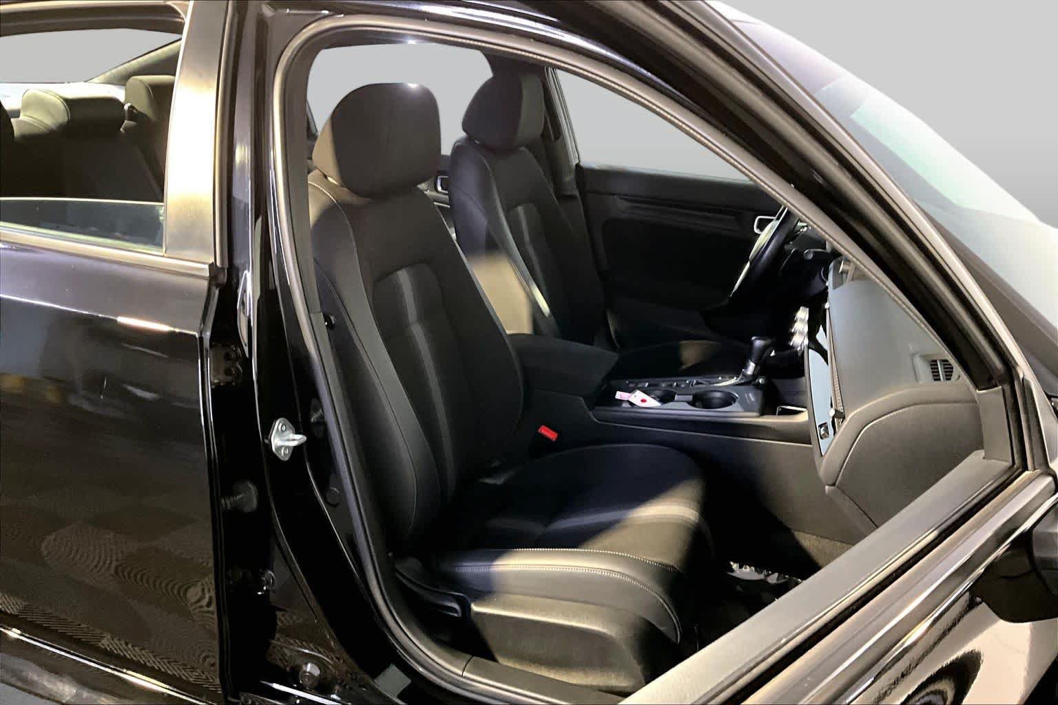 Used 2022 Honda Civic Sport image 8