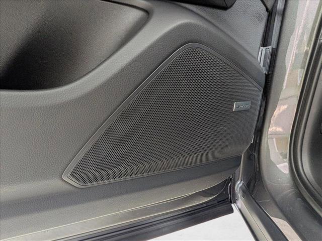 Certified 2025 Porsche Cayenne AWD/4WD image 14