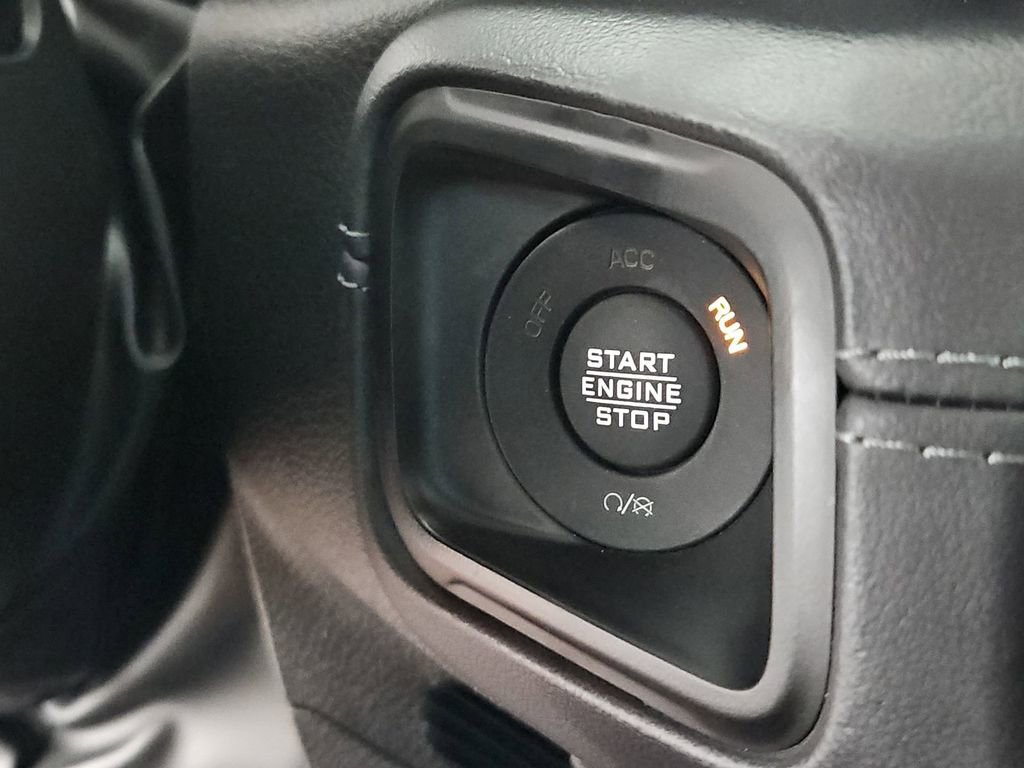 Used 2025 Jeep Wrangler Unlimited Rubicon image 22
