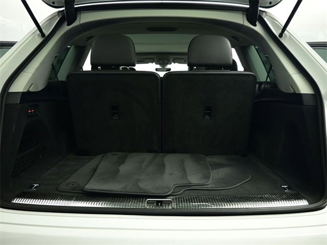 Used 2017 Audi Q7 3.0T Premium Plus image 38