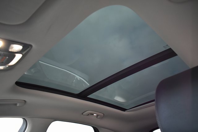 Used 2022 Genesis GV70 2.5T w/ Select Package image 38