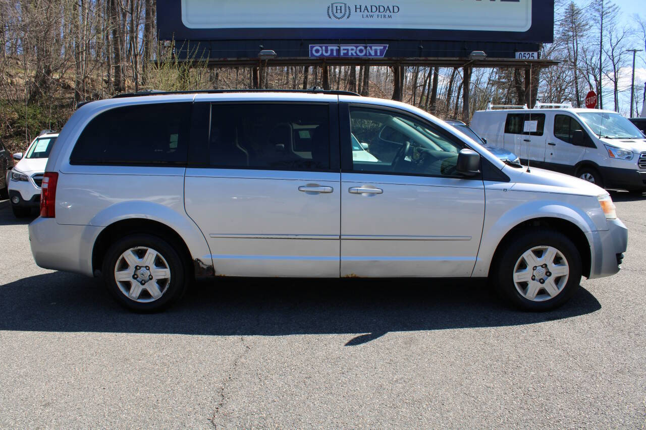 Used 2009 Dodge Grand Caravan SE image 5