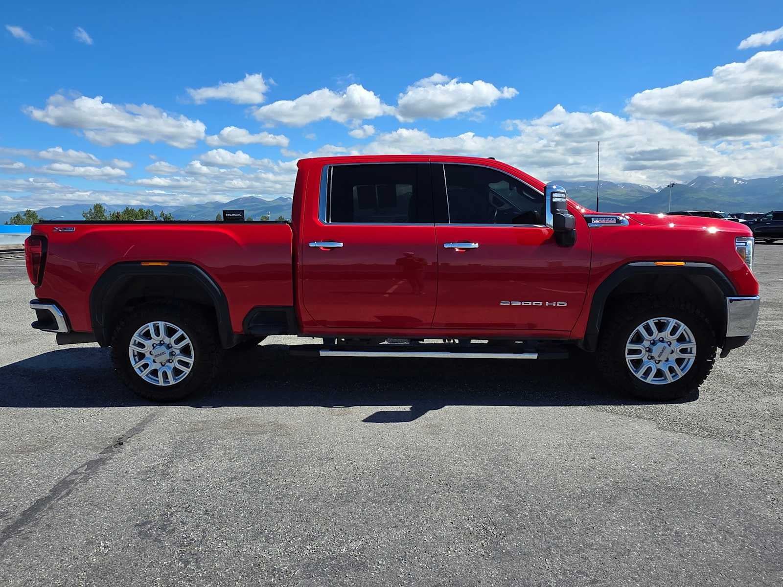 Used 2023 GMC Sierra 2500 SLT w/ SLT Premium Package AWD/4WD image 2