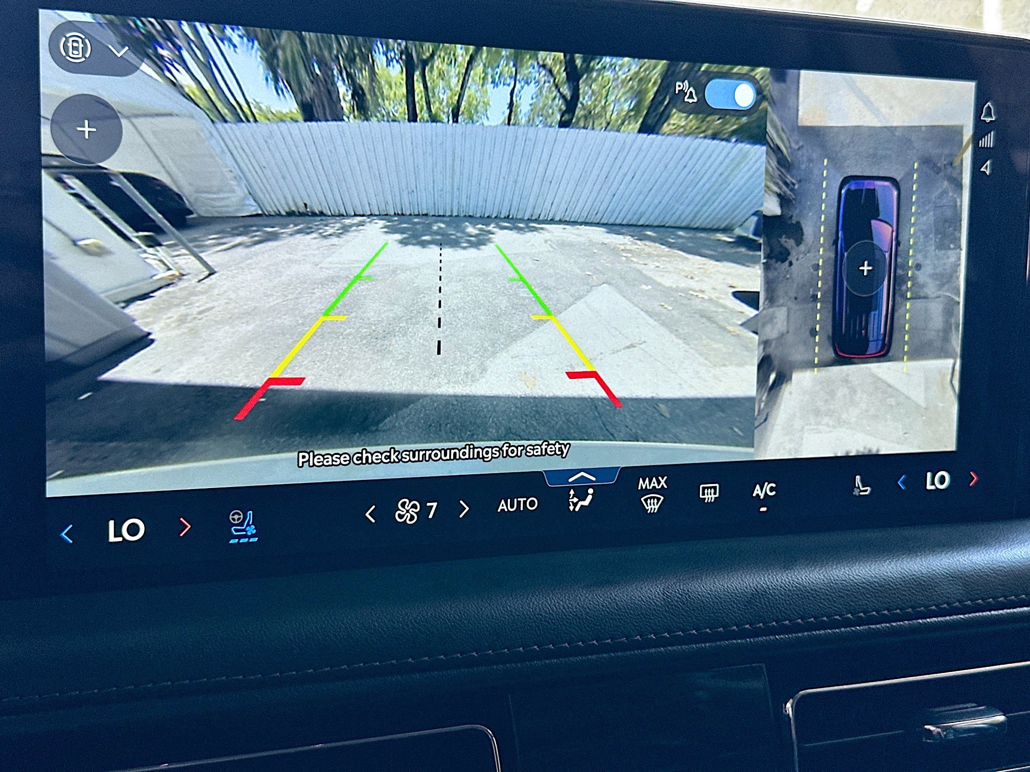 Used 2025 Lincoln Aviator Reserve w/ Jet Appearance Package RWD image 14