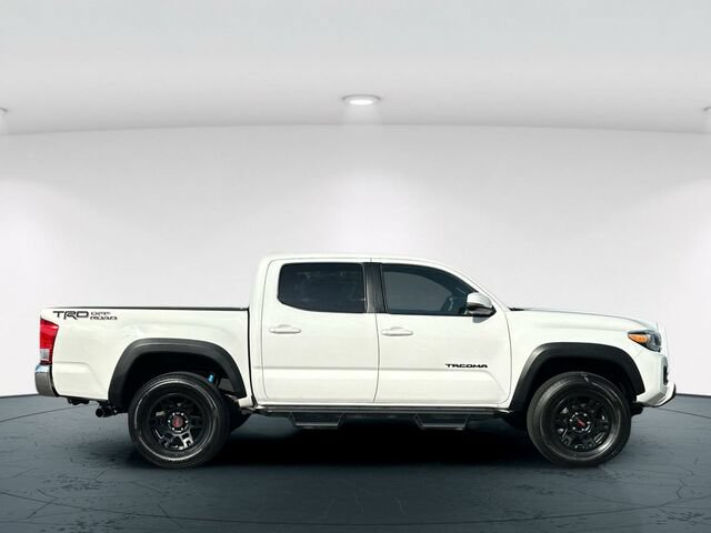Used 2016 Toyota Tacoma TRD Off-Road w/ Towing Package RWD image 7