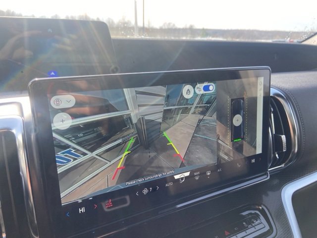 New 2025 Ford Expedition Platinum w/ Stealth Performance Package image 13