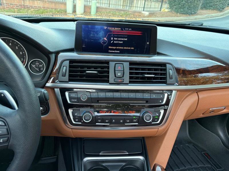 Used 2014 BMW 435i Convertible image 28