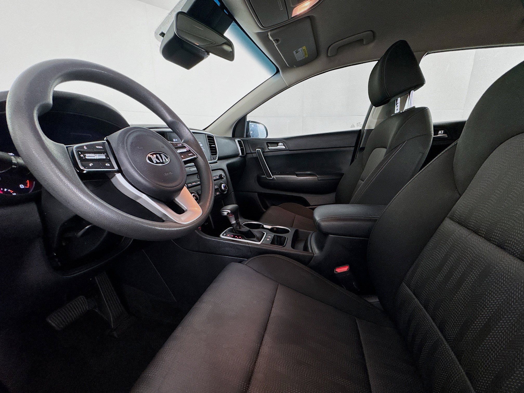 Used 2022 Kia Sportage LX image 20