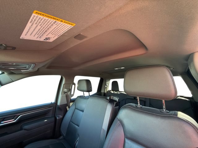 Used 2025 GMC Sierra 1500 SLT AWD/4WD image 25