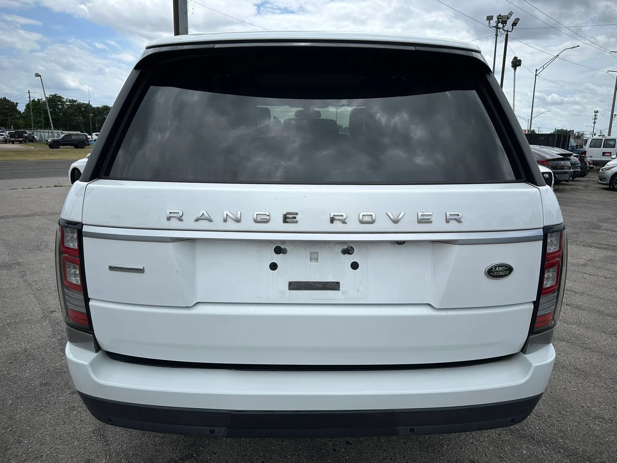 Used 2015 Land Rover Range Rover Long Wheelbase Supercharged AWD/4WD image 34