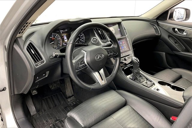 Used 2019 INFINITI Q50 Signature Edition w/ Cargo Package (L96) image 18