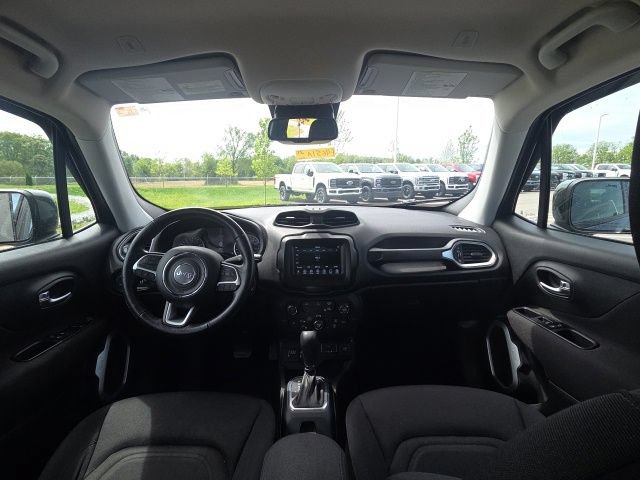 Used 2021 Jeep Renegade Latitude w/ Convenience Group AWD/4WD image 18