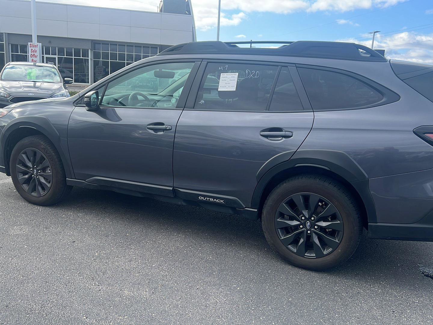 Used 2025 Subaru Outback Onyx Edition AWD/4WD image 10