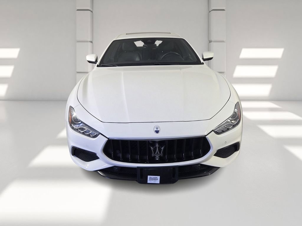 Used 2022 Maserati Ghibli Modena image 3