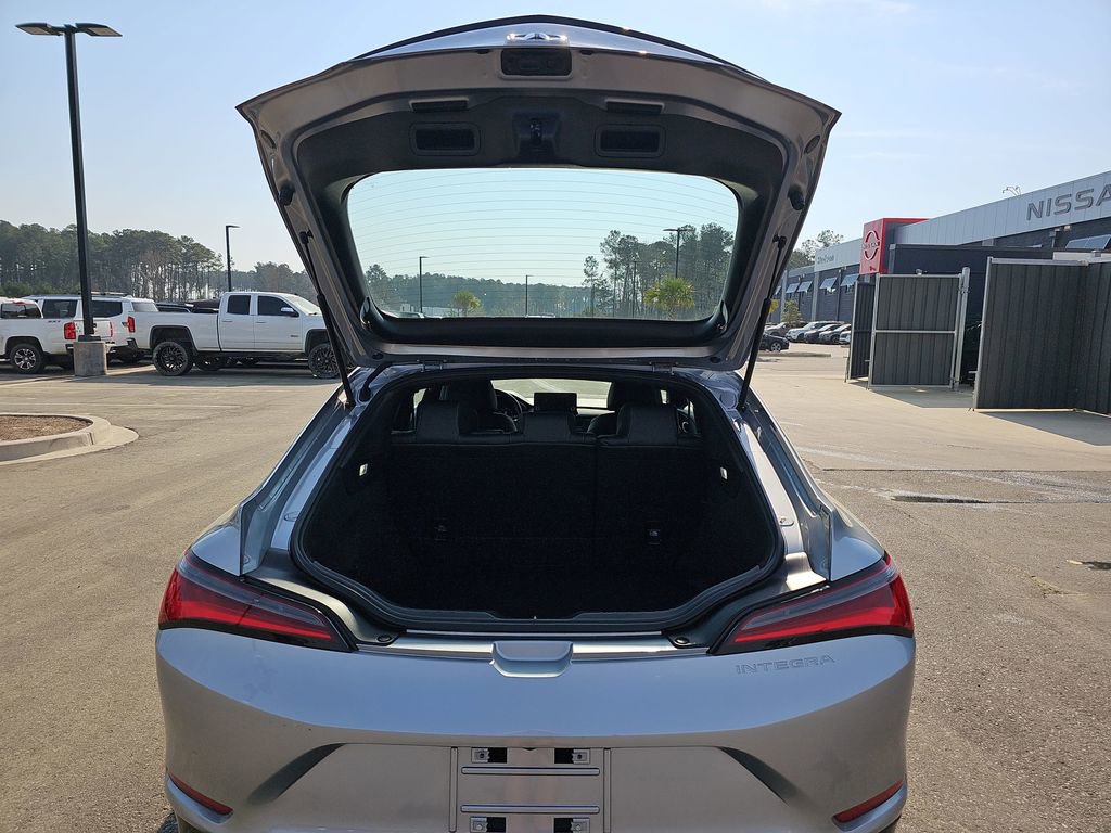 Used 2023 Acura Integra A-Spec image 16