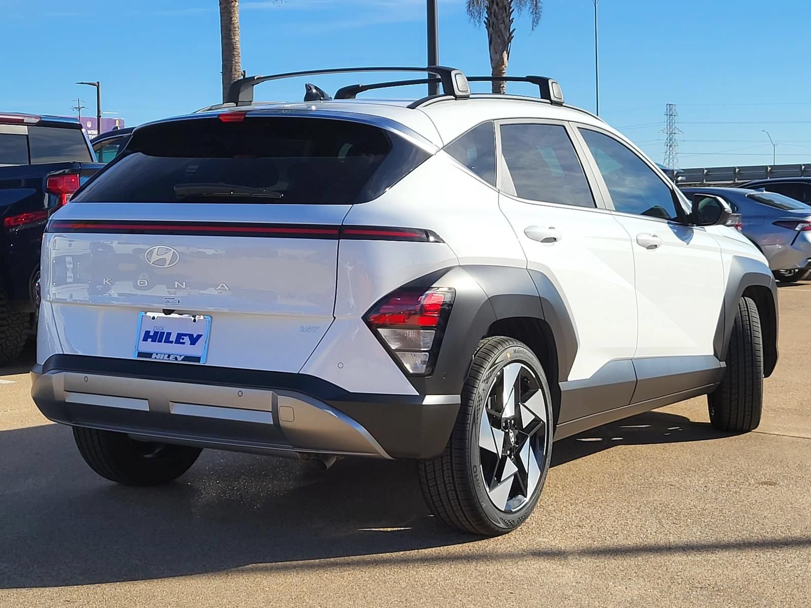 New 2026 Hyundai Kona Limited FWD image 5